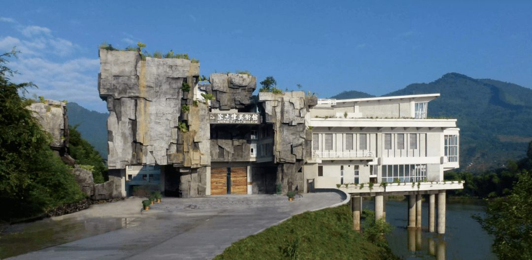 国产精品线路一线路二:01-17-19-30-45-48W：02,国产精品线路一与线路二，深度解析与对比