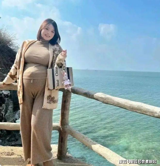 无码丰满熟妇一区二区:04-06-22-36-38-45U:46,关于无码丰满熟妇一区二区,一种文化现象与社会话题的探讨 无码丰满熟妇一区二区:04-06-22-36-38-45U:46,关于无码丰满熟妇一区二区,一种文化现象与社会话题的探讨