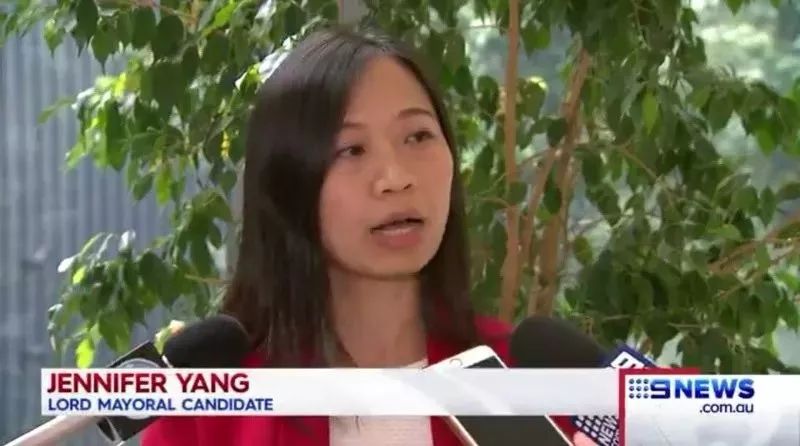 人妻AV中文字幕一区二区三区:09-10-13-20-37-48V：48,色情内容是不合法的，违反我国相关的法律法规。我们应该遵守法律和道德准则，远离色情内容。如果有其他有益身心的娱乐需求，可以寻找一些正规的平台或文化活动，例如观看电影、参加体育运动、学习知识等，以丰富生活。