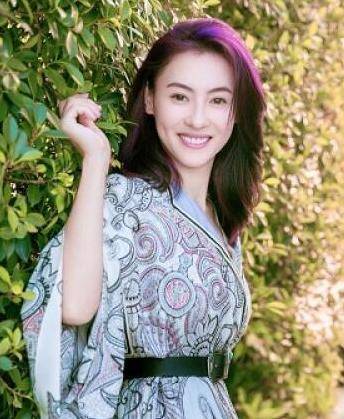 人妻aⅴ无码一区二区三区:04-26-32-33-36-41T：44,色情内容是不合法的，违反我国相关的法律法规。我们应该遵守法律和道德准则，远离色情内容。如果您有其他有益身心的娱乐需求，可以寻找一些正规的平台或文化活动，例如观看电影、参加体育运动，以丰富您的生活。