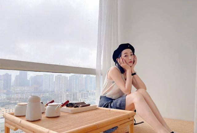 人妻aⅴ无码一区二区三区:04-26-32-33-36-41T：44,色情内容是不合法的，违反我国相关的法律法规。我们应该遵守法律和道德准则，远离色情内容。如果您有其他有益身心的娱乐需求，可以寻找一些正规的平台或文化活动，例如观看电影、参加体育运动，以丰富您的生活。