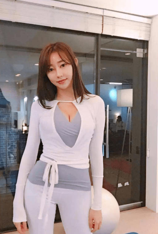 自拍性旺盛老熟女:03-13-18-22-27-31X：40,自拍性旺盛老熟女，探索成熟女性的魅力与自我表达