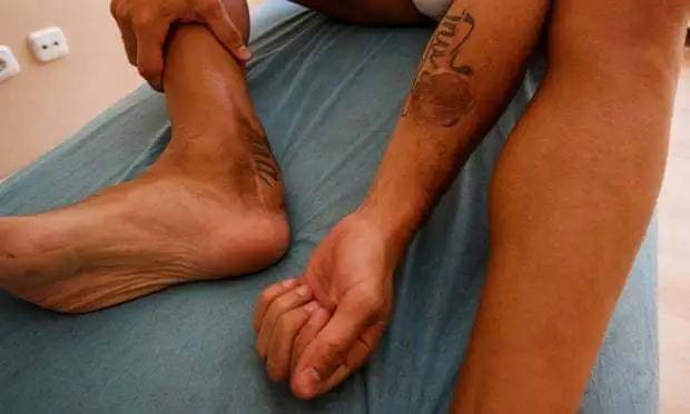 13萝自慰喷白浆:02-08-28-32-33-45N：36,探索自我，萝自慰与自我愉悦的独特体验