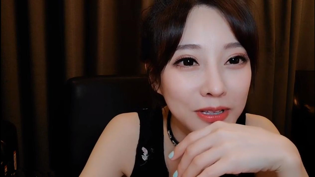 免费人成在线观看视频播放:01-11-14-31-32-48R：06,免费在线观看成人视频，探索数字时代的娱乐新境界（标题）