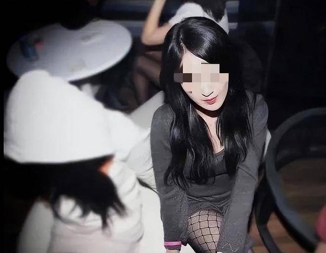 女人18毛片a级毛片视频:04-06-09-23-27-38N：47,色情内容是不合法的，违反我国相关的法律法规。我们应该遵守法律和道德准则，远离色情内容。如果您有其他有益身心的娱乐需求，可以寻找一些正规的平台或文化活动，例如观看电影、参加体育运动，以丰富您的生活。