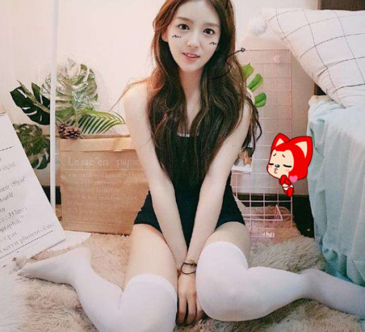 蜜国产精品JK白丝AV网站:01-08-18-21-24-37B：27,色情内容是不合法的，违反我国相关的法律法规。我们应该遵守法律和道德准则，远离色情内容。如果您有其他有益身心的娱乐需求，可以寻找一些正规的平台或文化活动，例如观看电影、参加体育运动，以丰富您的生活。