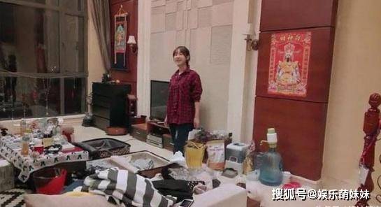 真实国产乱子伦沙发:01-09-12-34-39-46G：44,真实国产乱子伦沙发背后的故事