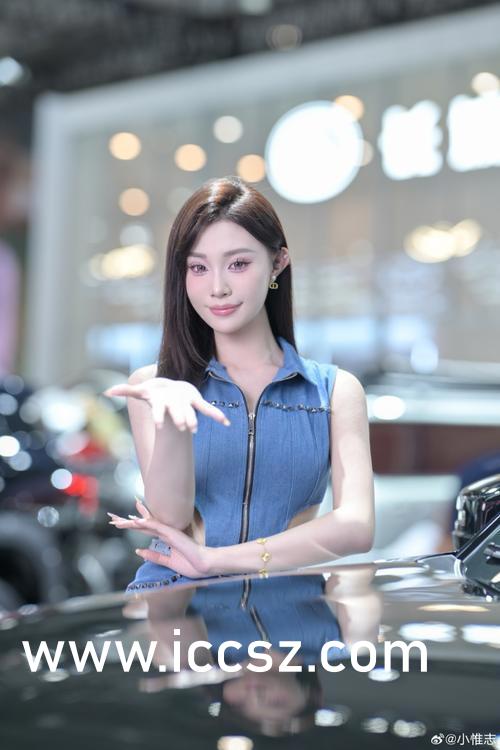 少妇三级全黄:11-14-22-26-31-45V：06,色情内容是不合法的，违反我国相关的法律法规。我们应该遵守法律和道德准则，远离色情内容。如果您有其他有益身心的娱乐需求，可以寻找一些正规的平台或文化活动，例如观看电影、参加体育运动、学习知识等，以丰富您的生活。