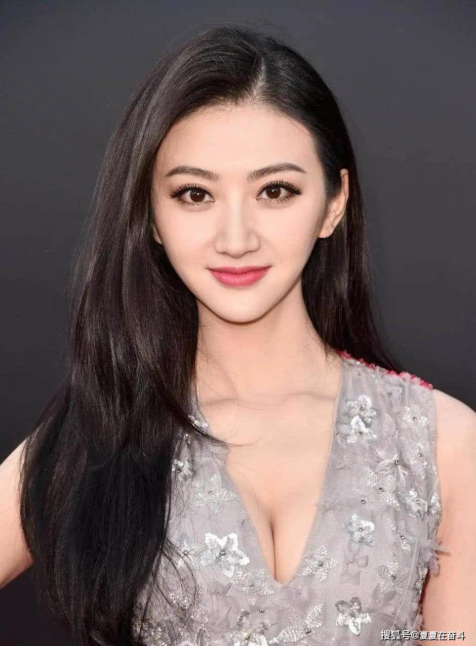 丰满的少妇hd高清2:05-16-23-37-44-45P:37,丰满少妇的魅力时光,高清影像中的女性韵味与情感探索 丰满的少妇hd高清2:05-16-23-37-44-45P:37,丰满少妇的魅力时光,高清影像中的女性韵味与情感探索