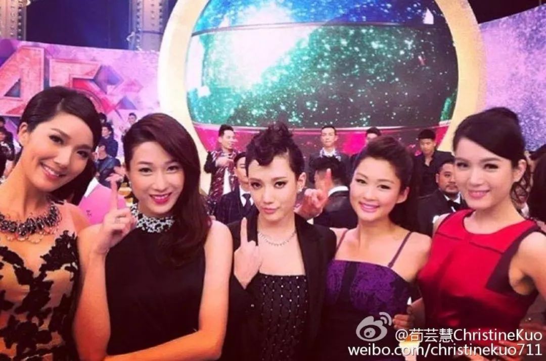 少妇人妻无码专区视频:01-11-14-31-32-48R：06,探索少妇人妻的无码专区，深度解析视频内容与影响