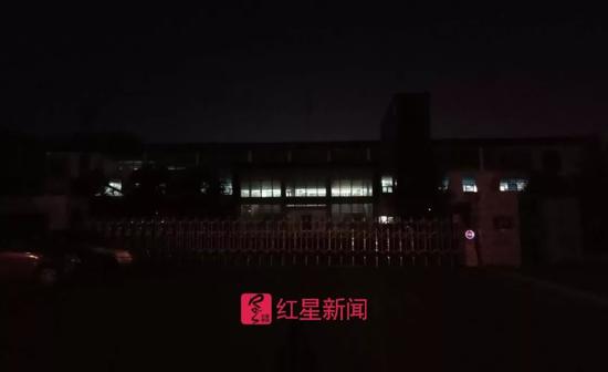无码午夜福利免费区久久:04-28-29-31-40-47F：47,探索无码午夜福利免费区，深度解析其背后的价值与影响