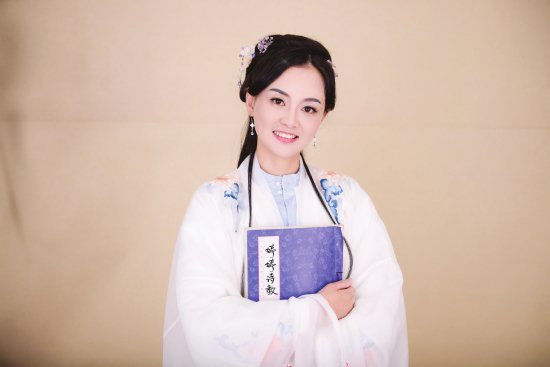 亚洲综合av色婷婷:07-14-19-28-37-42V：28,探索亚洲综合娱乐文化，婷婷的魅力与数字背后的故事